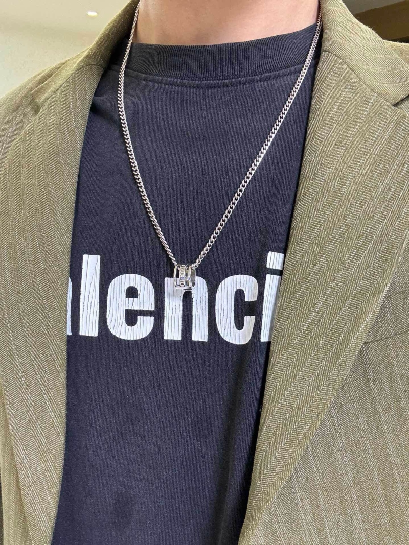 Gvc*1 necklaces